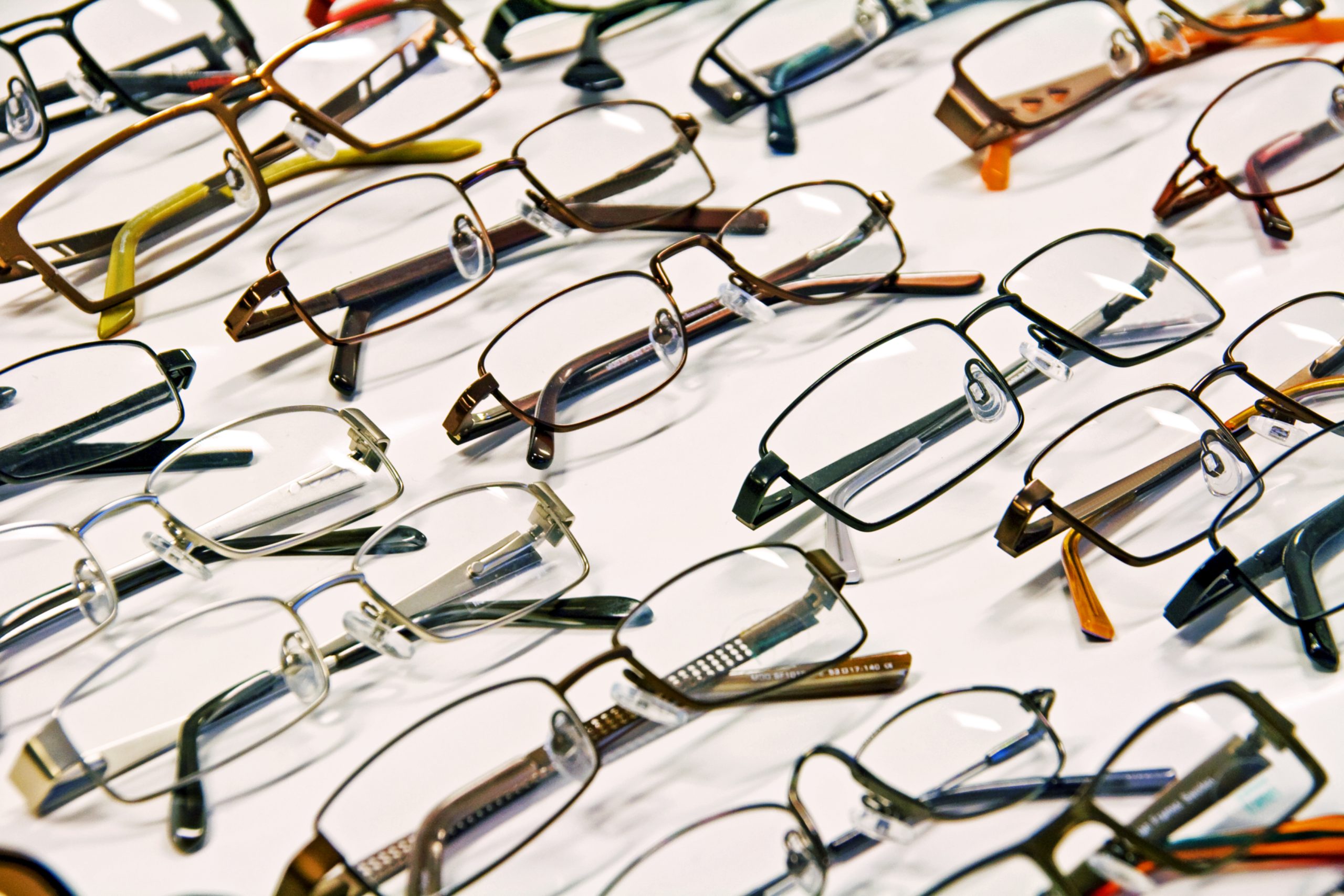 Brandicón Eyeglasses: Visionary Style for the Modern Icon